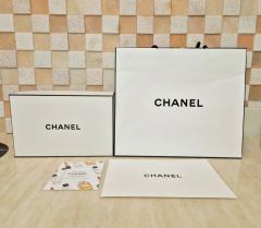 美品】CHANEL シャネル マグネット式空箱＆紙袋 リボン付き - メルカリ