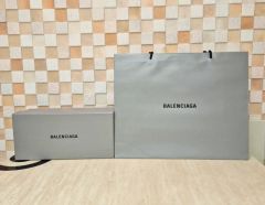 BALENCIAGA バレンシアガ 特大ショッパー 紙袋 デムナ期 - メルカリ