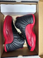96年製デッドストック! AIR JORDAN·12 黒赤 9(27㌢) - メルカリ
