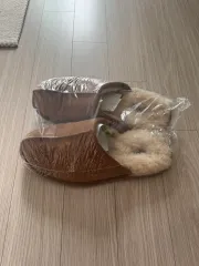 US10 UGG アグ スカーフ チェスナット