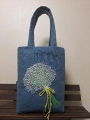 刺繍バッグ 花刺繍 フランス刺繍 トートバッグ - メルカリ