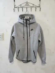 ナイキ テック フリース フーディー S グレー