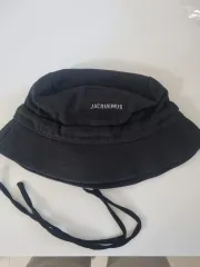 JACQUEMUS ジャックムス ブラック バケットハット ウール 帽子のサムネイル