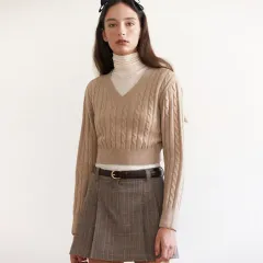 ROLAROLA ロラロラ Vネック ケーブル クロップドニット 55-66 新品