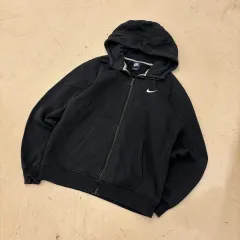 ナイキ スウッシュ ブラック オーバーサイズ ジップアップ フーディー