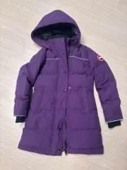 Canada Goose(カナダグース) PURPLE パープル ダウン S(7-8)のサムネイル