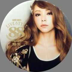 安室 奈美恵 缶マグネット 12個セット - メルカリ