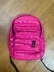 NIKE スポーツウェアパフル バックパック 9L ピンク 新品未使用 
