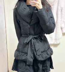 COTOO コトゥー フリルが素敵なダウンコート - メルカリ