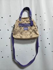 COACHシグネチャー ショルダーバッグ ラベンダーNoA1282-F16550 - メルカリ