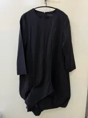 コス COS ブラック ONE PIECE (正規品)