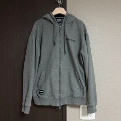 marucci トレーニングウェア上下セット グレー LL 新品未使用タグ付き marucci トレーニングウェア上下セット グレー Lサイズ 新品未使用タグ
