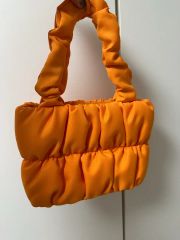 新品未使用】RADWIMPS コラージュトートバッグ 限定品 - メルカリ