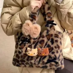 ハローキティ ヒョウ柄 レオパード ファー バッグ