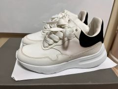 ALEXANDER MCQUEEN フレイムオーバーサイズ ランナースニーカー - メルカリ