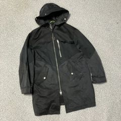 DIESEL マウンテンパーカー 青/黒/灰色 - メルカリ