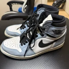 ジョーダン1 ユニバーシティブルー