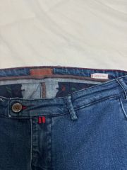 プレミアなDesigual デニム 希少なグリーンステッチ加工モデル | Mercari