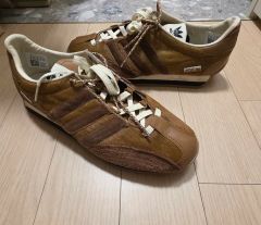 adidas カントリーブラウン27.5センチ（日本製） - メルカリ