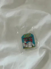 京都限定 サンリオ シナモロール ピンバッジ 出品
