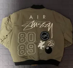 M NIKE x STUSSY リバーシブル ジャケット ミディアム オリーブ