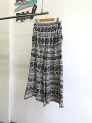 新品タグ付✨Plantation 製品染めストレッチパンツ 紺 M 日本製 - メルカリ