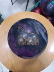 Brunswick Nirvana Pro Spec ボウリングボール15ポンド - メルカリ