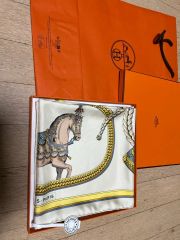 HERMES シルキーシティ33 ブリッド・ドゥ・ガラ・ファントム・ア・ポワ
