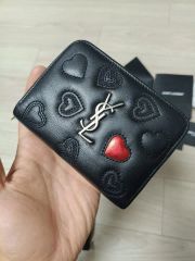匿名配送、送料無料】「SAINT LAURENT」の二つ折り財布 ハート - メルカリ