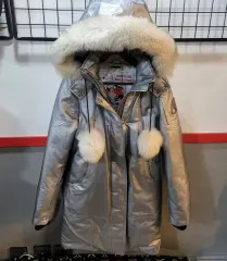 MOOSE KNUCKLES ムースナックルズ 限定モデル STIRLING レディースダウン (韓国国内 デパート 正規品)のサムネイル