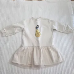 120サイズ ONE PIECE 女の子 冬 ベビー服 白雪姫
