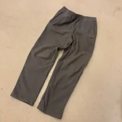 ナイキ スウッシュ グレー フリース パンツ