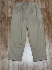 ビームス ワイド チノパンツ