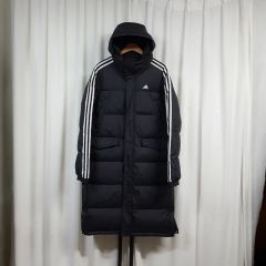 未使用に近い♡アディダス黒ダウンベンチコートメンズMサッカー防寒 