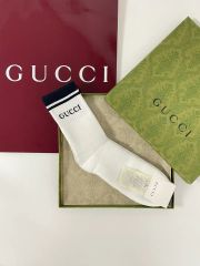 未使用品 Louis Vuitton ルイヴィトンLVバース ロゴソックス 白 - メルカリ