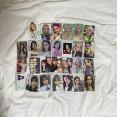 UNIS ユニス EVER LAST トレカ　photocard set A.B UNIS ユニス EVER LAST トレカ photocard set A.B - メルカリ