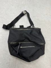 美品】kawa-kawa earコラボ 15bis ボディバッグ ショルダー - メルカリ