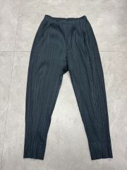 ☆極美品☆ プリーツプリーズ フラッフィーパンツ サイズ3 グレー