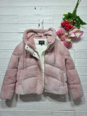 2021年 GUESS ゲス ピンク フリース ボア ダウン SUJI xs (55ㅡ77)のサムネイル