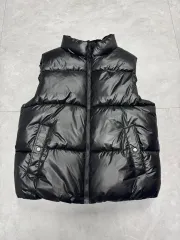 95 GUESS 25FWのサムネイル