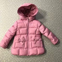 ベネトン 23年 レディース 女の子 ダウン ダックダウン リボン ピンク コート アウター 110 キッズのサムネイル