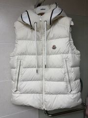 ★モンクレール　2024-25年　CARDAMINE　ダウンベスト　0　超美品★ ☆モンクレール 2024-25年 CARDAMINE ダウンベスト 0 超美品☆ - メルカリ