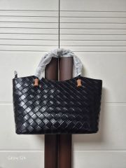 公式在庫無/新品】クロックス ミディアム トートバッグ くすみ 青 
