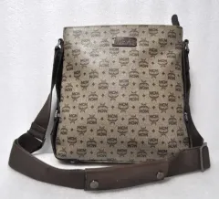 MCM/ユニセックスMARVEL(マーベル)ビセトス クロスバック(正規品)のサムネイル