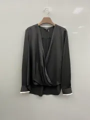 DKNY ブラック ブラウス 長袖のサムネイル