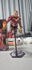 NECA アイアンマン特大フィギュア 希少 - メルカリ