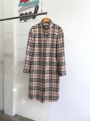BURBERRY ベージュ ポンチョ　ゴールデンウィークセール BURBERRY ベージュ ポンチョ ゴールデンウィークセール - メルカリ