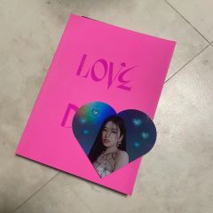 TWICE サナ with-youth アメリカ版 直筆サイン入りポストカード - メルカリ