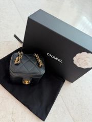 CHANEL シャネル ミニバッグ チャーム ヴァニティ キーホルダー - メルカリ