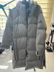 アディダス ダウン アウター グレー